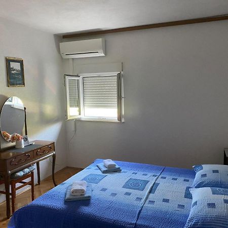 Apartmani Udovicic Trogir Luaran gambar