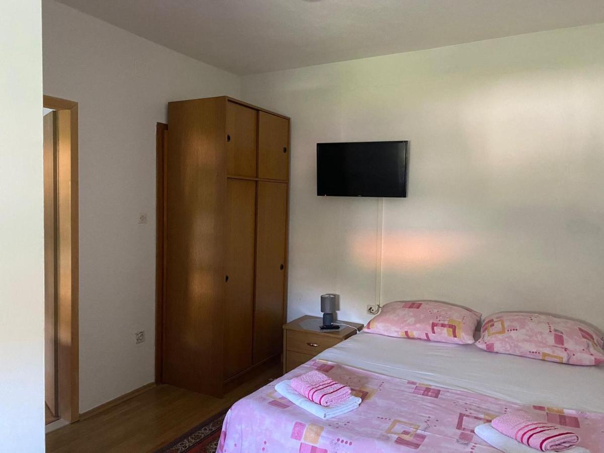 Apartmani Udovicic Trogir Luaran gambar